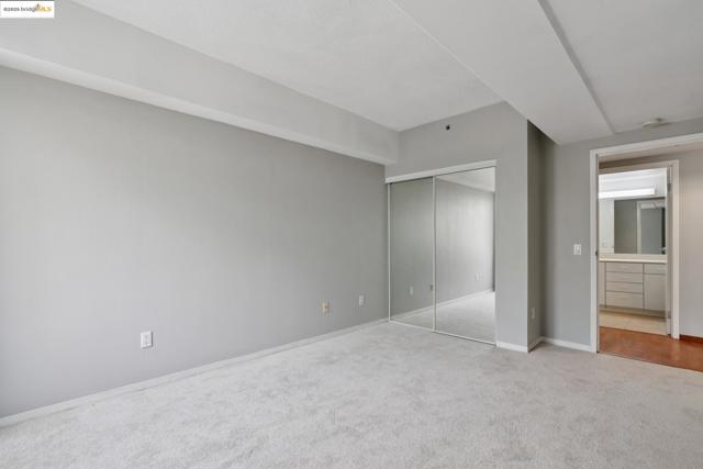 988 Franklin, Oakland CA: https://media.crmls.org/mediaz/3fbef33b-cfe5-48de-92f9-092107637d23.jpg