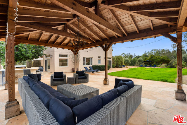 2175 Cold Canyon Road, Calabasas CA: https://media.crmls.org/mediaz/3fbf93ed-0781-4db9-90bb-9581a967c7ab.jpg