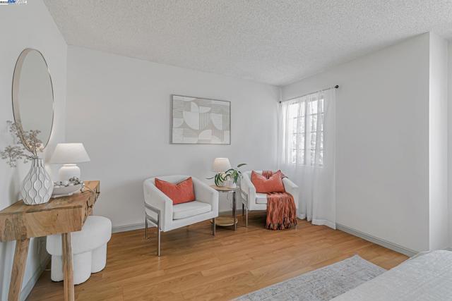 4772 Mendocino Ter, Fremont CA: https://media.crmls.org/mediaz/3fc00968-2d4c-42f9-8bdc-2df4cb079b2d.jpg