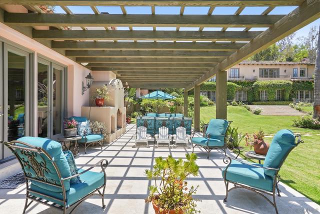16356 Rambla De Las Flores, Rancho Santa Fe CA: https://media.crmls.org/mediaz/3fc0f361-3355-4362-8c75-28a8abb37656.jpg