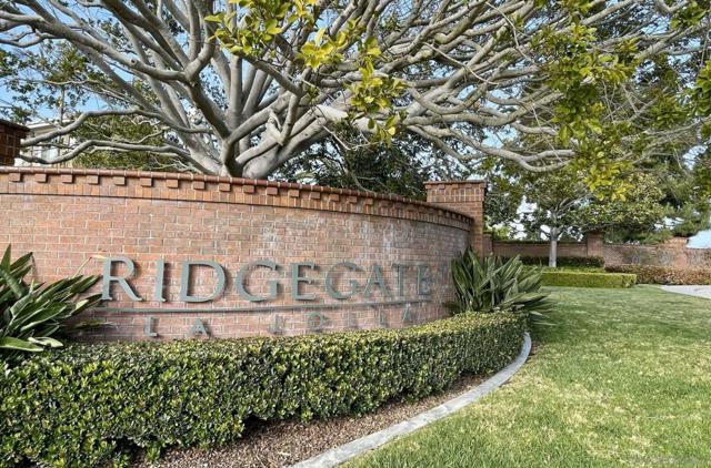 6013 Oakgate Row, La Jolla CA: https://media.crmls.org/mediaz/3fc183d3-c00e-49a5-b333-05397ab33f6a.jpg