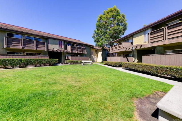 615 Fredricks Avenue, Oceanside CA: https://media.crmls.org/mediaz/3fc1bcdd-494d-431a-89c7-64080840554d.jpg