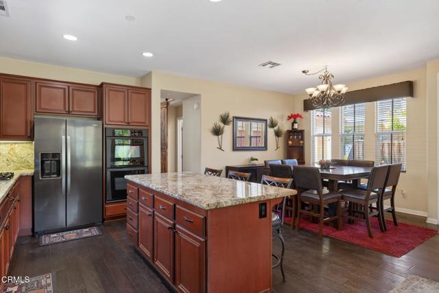 Detail Gallery Image 5 of 37 For 615 Boston Ave, Ventura,  CA 93004 - 4 Beds | 4 Baths