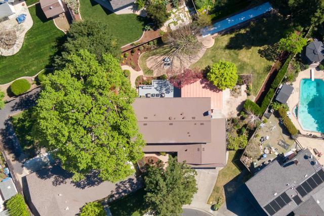 310 Trestle Glen Ct, Walnut Creek CA: https://media.crmls.org/mediaz/3fc2b83a-4dac-406a-b341-014013f0fad9.jpg