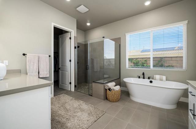 51720 Marquis Lane, La Quinta CA: https://media.crmls.org/mediaz/3fc31889-5878-4a37-ae1d-56ed1dbfa890.jpg