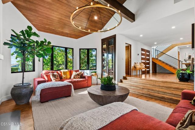 31460 Glenbridge Road, Westlake Village CA: https://media.crmls.org/mediaz/3fc33237-b13b-454a-895f-8e0fddc52e08.jpg