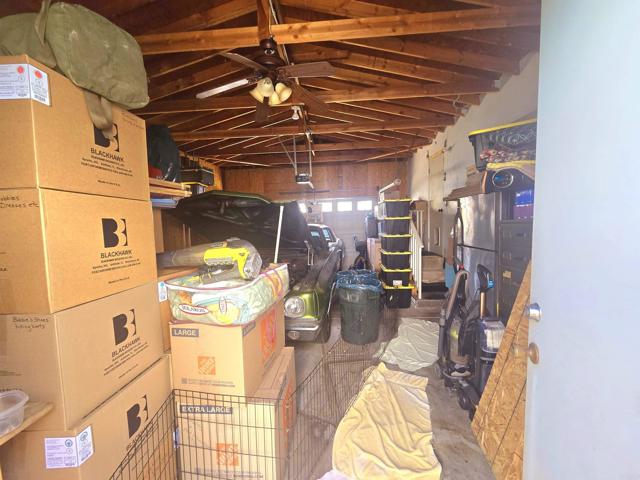 450 E Bradley Avenue, El Cajon CA: https://media.crmls.org/mediaz/3fc3e290-30bc-4da4-88a1-687bcb2b34c4.jpg