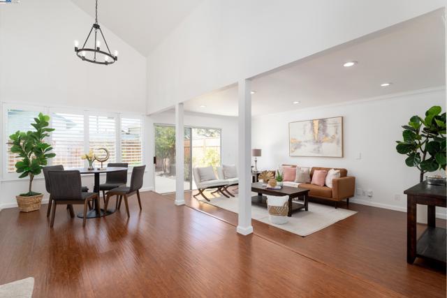 6287 Mountford Dr, San Jose CA: https://media.crmls.org/mediaz/3fc3f81a-315e-4510-8dd3-9b84e33131bb.jpg