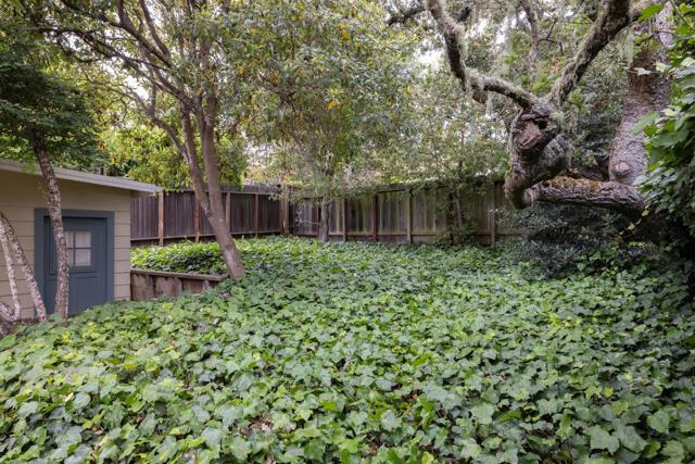 0 Lincoln 3 NE of 12th Avenue, Carmel CA: https://media.crmls.org/mediaz/3fc413b9-f8d9-464d-82f4-33f1c56d88fb.jpg