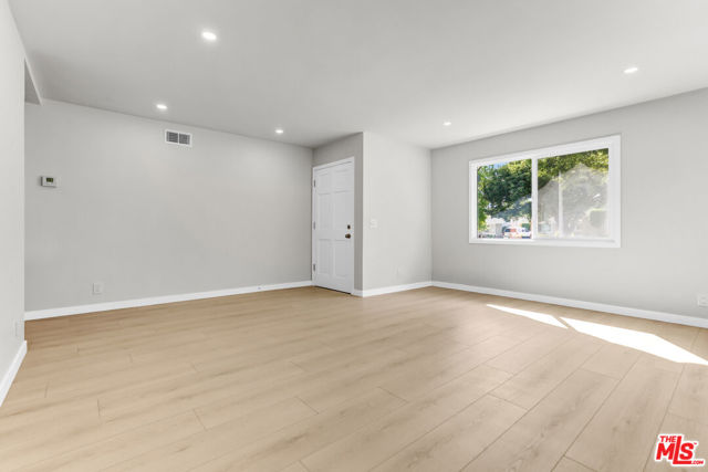 23335 Schoolcraft Street, West Hills CA: https://media.crmls.org/mediaz/3fc55c43-1ef7-4bb3-a6fe-9be02a7f9fc2.jpg