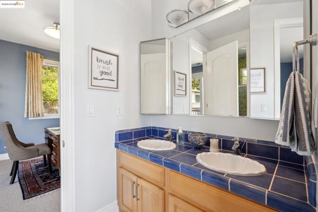 Image 42 of 60 For 1580 Regency Ct