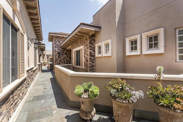 Detail Gallery Image 5 of 65 For 120 C Ave #303,  Coronado,  CA 92118 - 2 Beds | 2 Baths