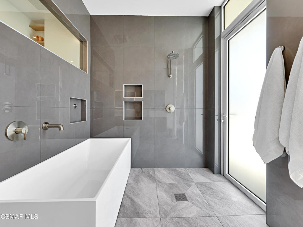 MLS #226003212 image #32