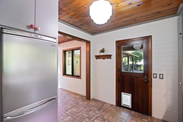 13185 Junction Avenue, Boulder Creek CA: https://media.crmls.org/mediaz/3fc808b0-eb29-4a6a-b6f3-e6a58725b319.jpg