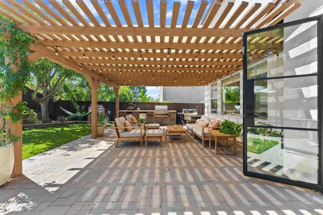 1413 Rivercrest Road, San Marcos CA: https://media.crmls.org/mediaz/3fc8c794-8673-404c-90e1-1c2943830d3e.jpg