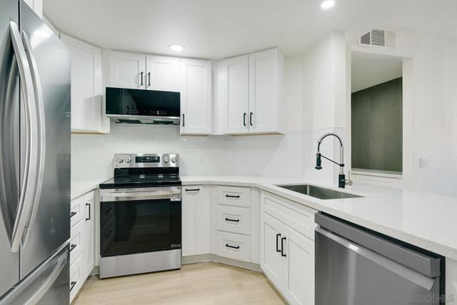 Image 5 of 38 For 5845 Friars Rd  1206