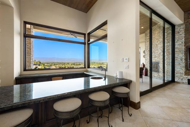 9 Nebulae Way, Rancho Mirage CA: https://media.crmls.org/mediaz/3fc8fe9e-bec1-4aa7-9b6e-f68c0a86e4fa.jpg