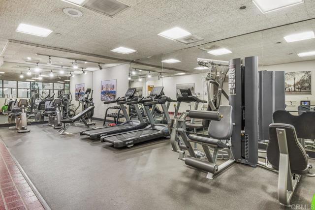 230 W Laurel Street, San Diego CA: https://media.crmls.org/mediaz/3fc9af65-6cdc-41dd-8029-22c91890fedc.jpg