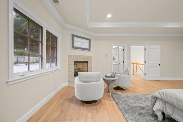 2855 Churchill Drive, Hillsborough CA: https://media.crmls.org/mediaz/3fc9c7f4-7abe-40b1-9556-4249acbe50d8.jpg