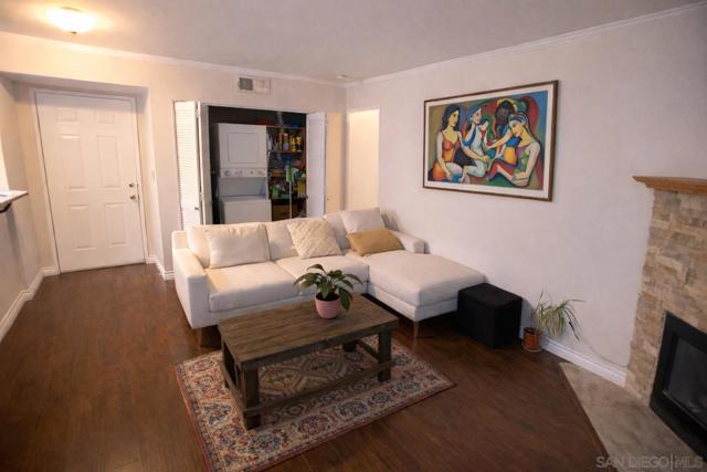 4205 Ohio St, San Diego CA: https://media.crmls.org/mediaz/3fca45bc-9887-4bad-a8d0-ba51b1f532d1.jpg