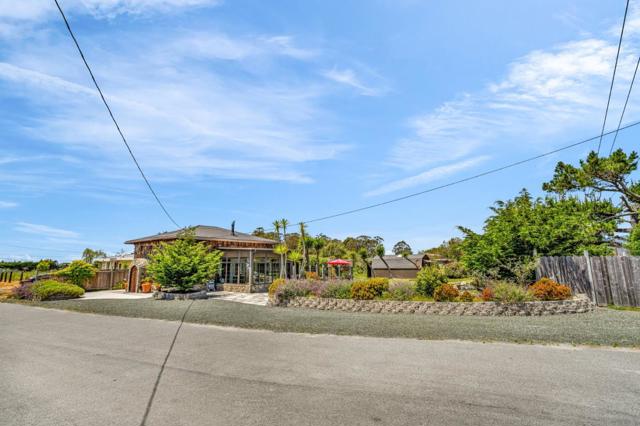575 Dolores Avenue, Half Moon Bay CA: https://media.crmls.org/mediaz/3fcae229-e6c1-4bca-ad04-0c05c7ae253c.jpg