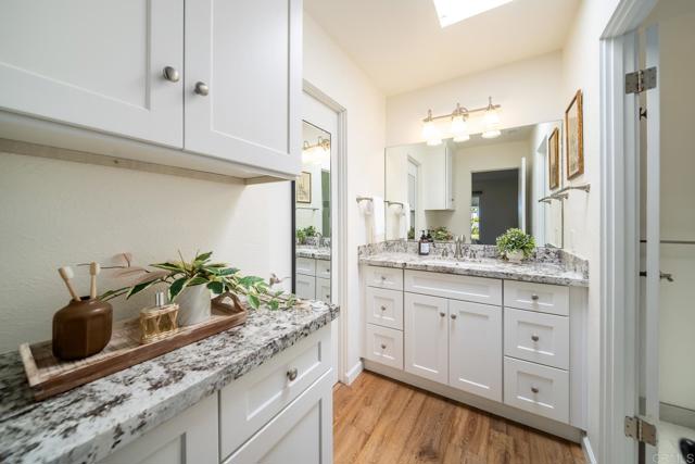 3890 Vista Campana S, Oceanside CA: https://media.crmls.org/mediaz/3fcaee06-dbf2-475c-97fd-e60e8f273a3b.jpg