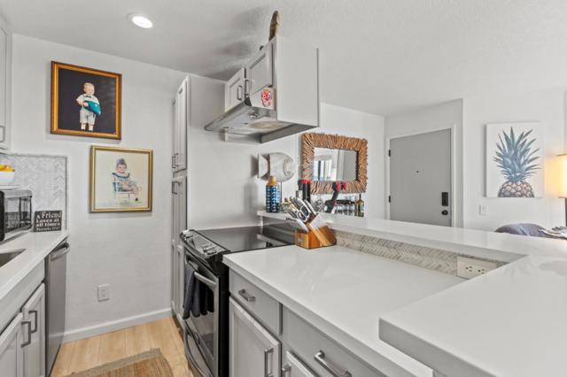 1 Surf Way, Monterey CA: https://media.crmls.org/mediaz/3fcaf2b5-9fab-4e55-9a05-0ae1ba72f5f9.jpg