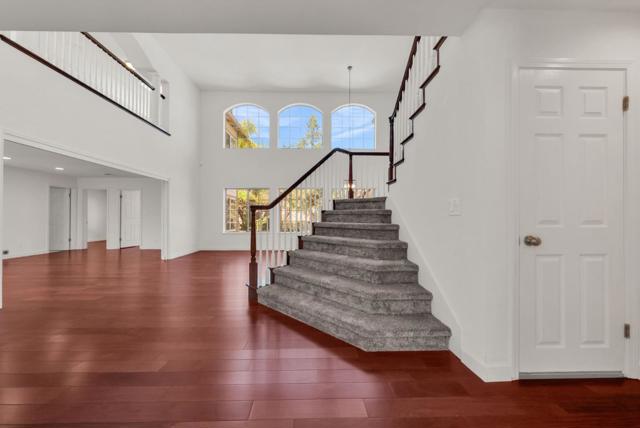 6252 Placid Court, San Jose CA: https://media.crmls.org/mediaz/3fcb59a1-1e1b-4afe-8bfc-08f9e0082ef7.jpg