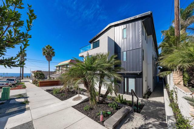 164 Cherry Avenue, Carlsbad CA: https://media.crmls.org/mediaz/3fcb629a-f6e7-43da-83ba-505e5461c0fe.jpg