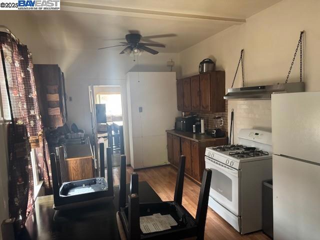 Image 18 of 34 For 1009 Addison Street