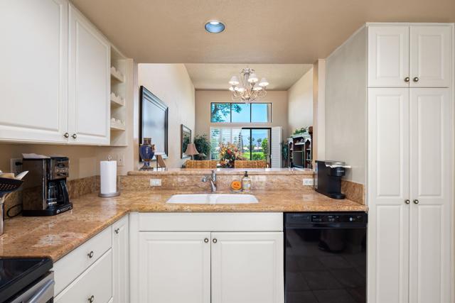 80601 Oak Tree, La Quinta CA: https://media.crmls.org/mediaz/3fcbe701-0f58-4218-a987-94f426cc7410.jpg