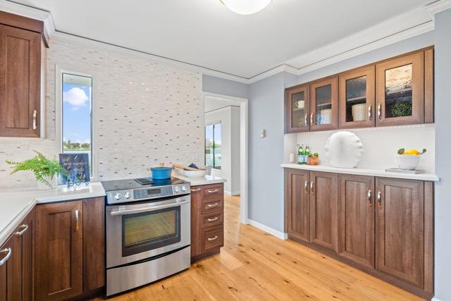 877 Balboa Lane, Foster City CA: https://media.crmls.org/mediaz/3fcc3cdd-f3fa-4445-b5f4-3cda7ed8e33a.jpg