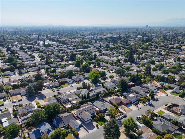 650 Ardis Avenue, San Jose CA: https://media.crmls.org/mediaz/3fcd78bf-c3af-4e7b-a0ab-861825e1fa10.jpg