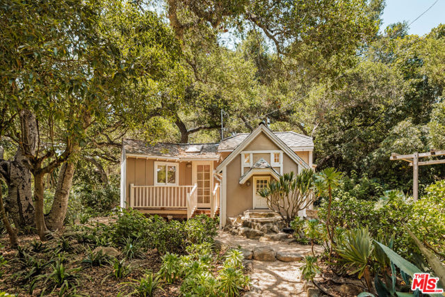 663 Lilac Drive, Santa Barbara CA: https://media.crmls.org/mediaz/3fcddd60-3893-40aa-87f0-f77d088ad976.jpg