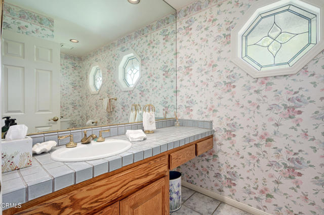 11616 E Las Posas Road, Camarillo CA: https://media.crmls.org/mediaz/3fcde5b1-15cc-40f0-a555-d7be163d1189.jpg