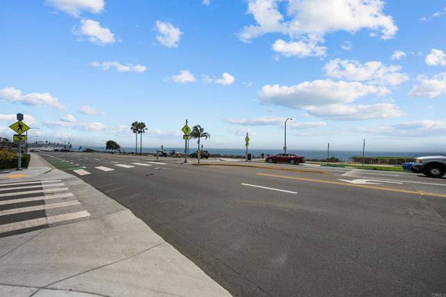 Detail Gallery Image 27 of 27 For 368 Hemlock Ave, Carlsbad,  CA 92008 - 2 Beds | 2/1 Baths