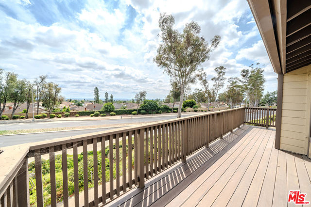 2366 Applewood Circle, Fullerton CA: https://media.crmls.org/mediaz/3fcf1082-c592-460c-8f68-11b60200d001.jpg