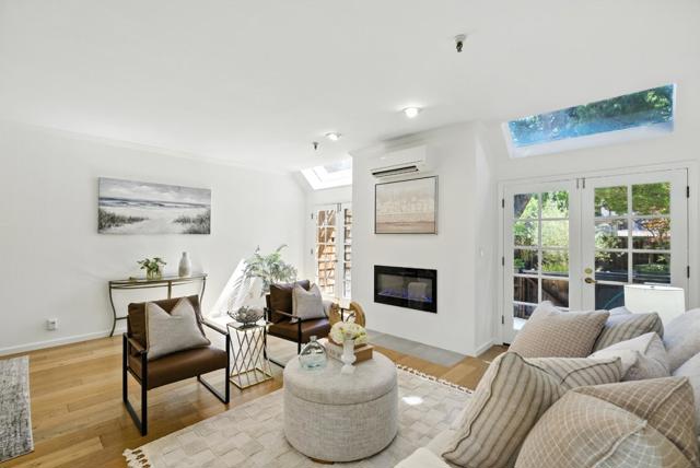 447 Homer Avenue, Palo Alto CA: https://media.crmls.org/mediaz/3fcf1562-b7fa-41ed-9062-41bc215265cc.jpg