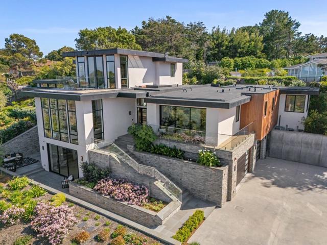 855 Darrell Road, Hillsborough CA: https://media.crmls.org/mediaz/3fcf1ce4-dafb-4c7e-a0ef-8b3862ade3dd.jpg