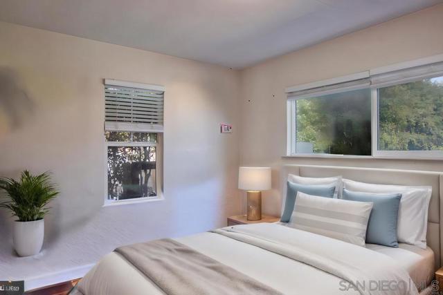 285 Fifth Ave, Chula Vista CA: https://media.crmls.org/mediaz/3fcf23fb-8f10-4ac4-af8d-36a057e5f31b.jpg