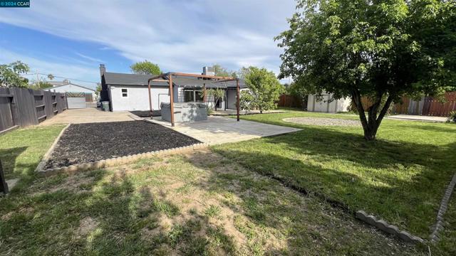 6740 75Th St, Sacramento, California 95828, 3 Bedrooms Bedrooms, ,2 BathroomsBathrooms,Single Family Residence,For Sale,75Th St,41056869