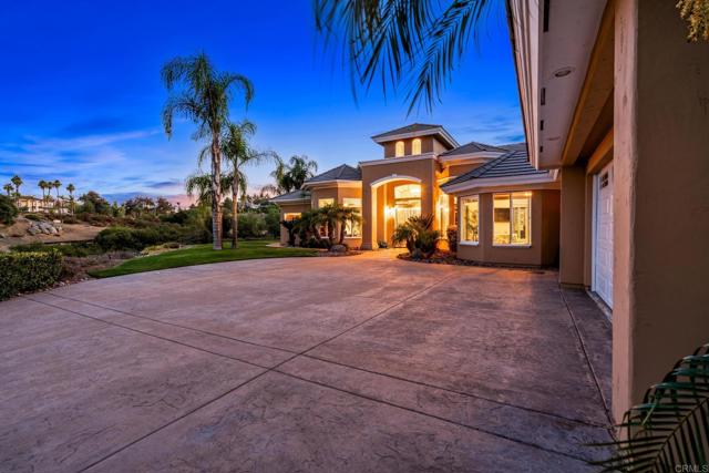 2772 Firebrand Drive, Alpine CA: https://media.crmls.org/mediaz/3fd39087-b74b-495d-b519-f57f2c716888.jpg