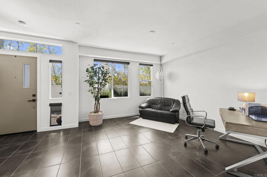 2563 State Street - photo 12