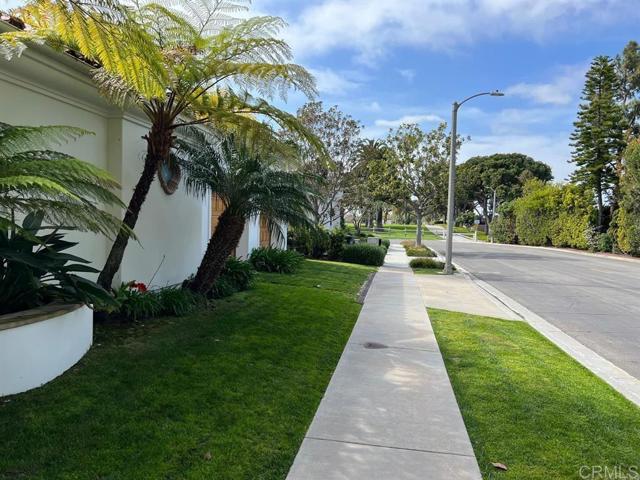 Detail Gallery Image 4 of 47 For 1907 Chubasco Dr, Corona Del Mar,  CA 92625 - 3 Beds | 3/1 Baths