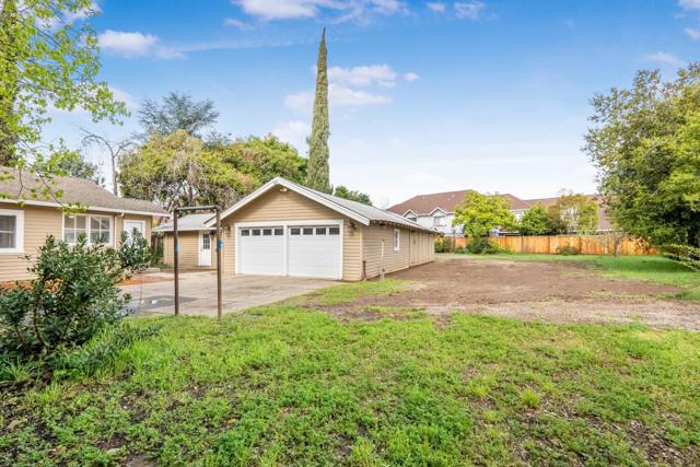 395 E Dunne Avenue, Morgan Hill CA: https://media.crmls.org/mediaz/3fd5a18c-6211-46a3-a03f-59735270c199.jpg