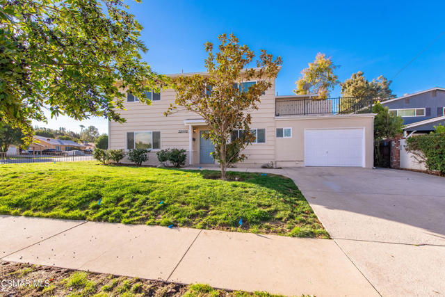 22002 Ybarra Road, Woodland Hills CA: https://media.crmls.org/mediaz/3fd63c4e-e0ba-4c07-b770-f0811fc7a6ef.jpg