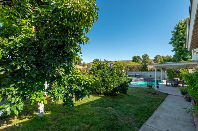 363 Larcom Street, Thousand Oaks CA: https://media.crmls.org/mediaz/3fd68738-28d0-45df-987b-25be4f3013b6.jpg