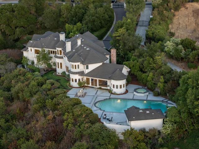 16383 Aztec Ridge Drive, Los Gatos CA: https://media.crmls.org/mediaz/3fd69cf9-de22-406f-9dcb-10295b79645b.jpg