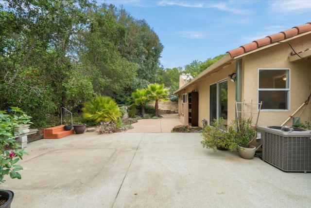 8103 Crestview Court, Gilroy CA: https://media.crmls.org/mediaz/3fd777b3-3a30-43a1-9b46-7c1b26deb1d6.jpg