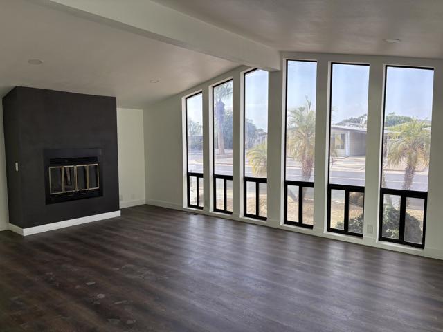 73851 Desert Greens S Drive, Palm Desert CA: https://media.crmls.org/mediaz/3fd781a2-e6dc-4f88-b47f-a93817b5aea1.jpg
